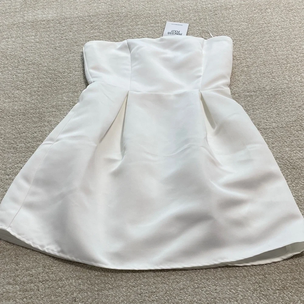 Princess Polly Strapless White Dress Size 4 - Picture 13 of 16